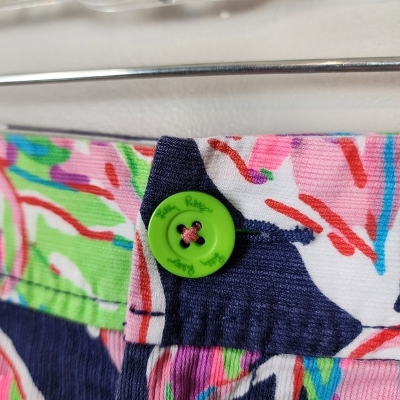 Lilly Pulitzer the callahan shorts, size 2 - Picture 2 of 6